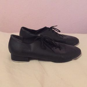 Tap shoes